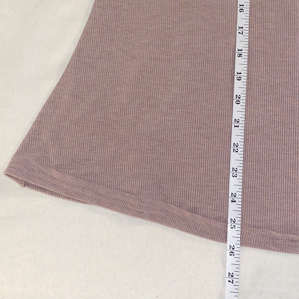Dress Forum Flowy Racerback Tank - Picture 10 of 12